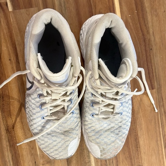 Nike KD Trey 5 VIII EP “White Royal Tint” - Picture 5 of 7